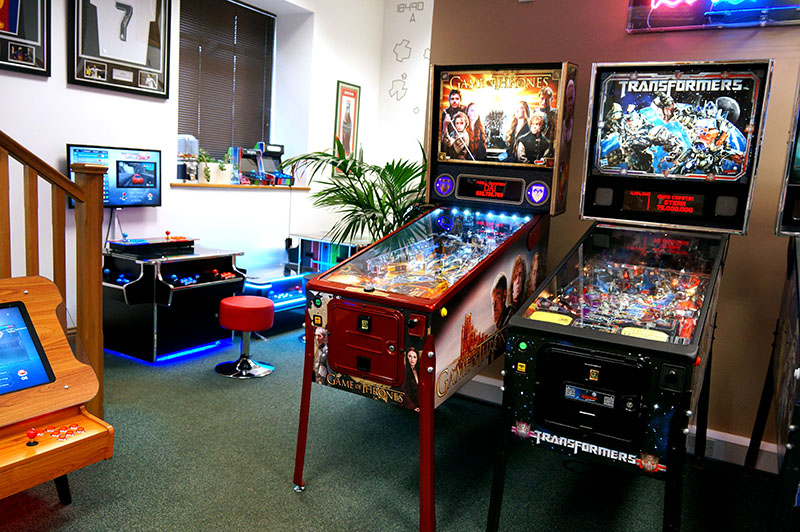 Game of Thrones Pro Pinball Machine - In Showroom